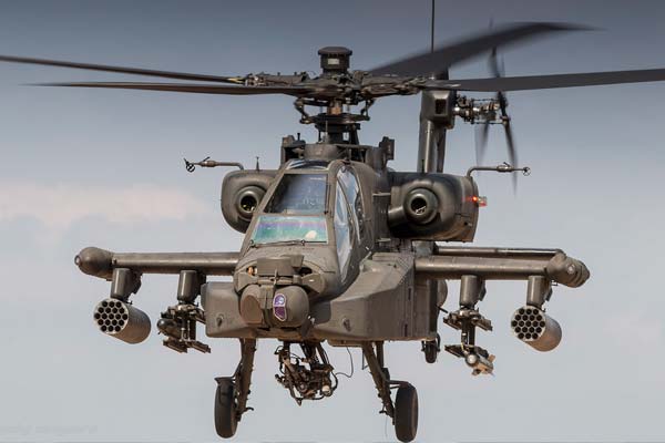 Helicóptero Apache Boeing AH-64