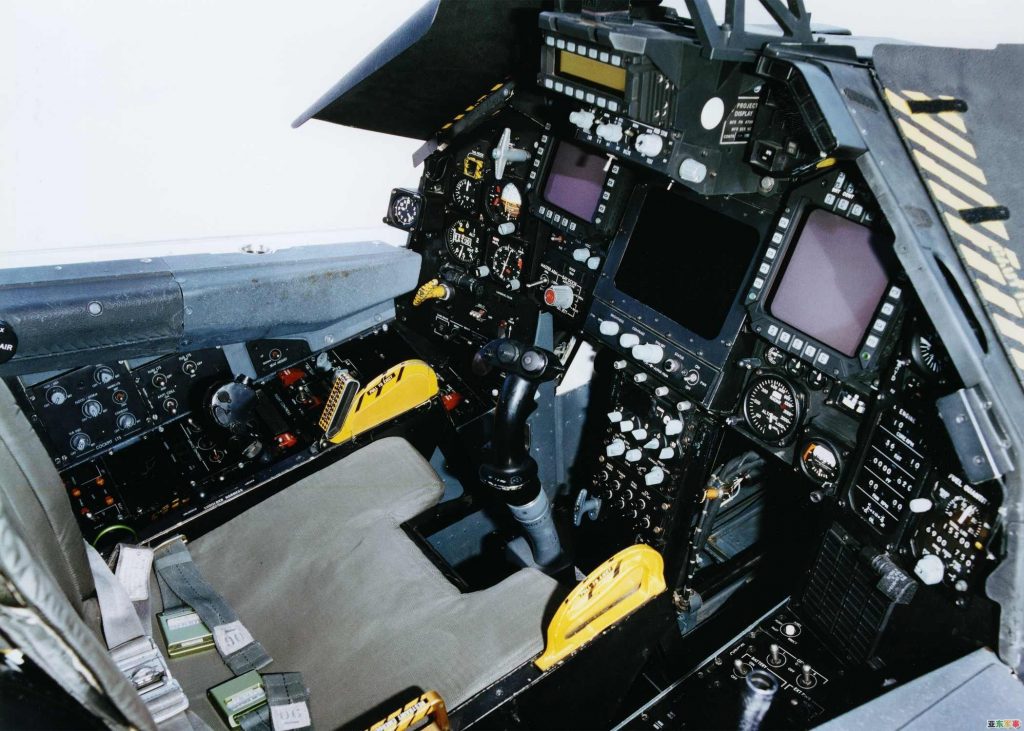 F-117 - Cabina dentro